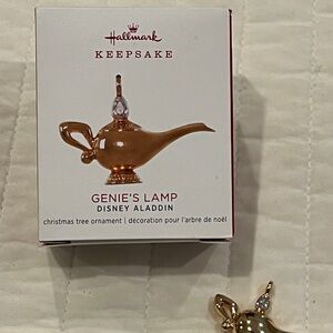 Hallmark 2018 Aladdin's Lamp Keepsake Miniture Ornament